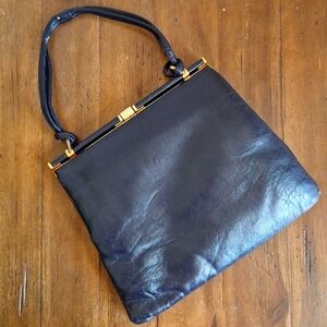 Vintage Jane Shilton Genuine Leather Navy Handbag With Gold Metal Clasp